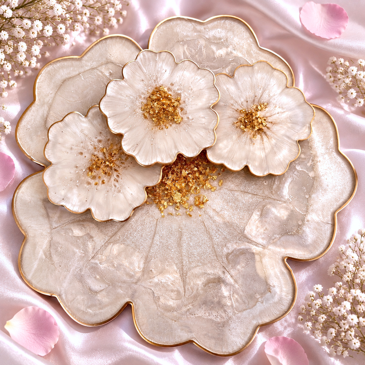 Flower Shape Tray with Coasters Set