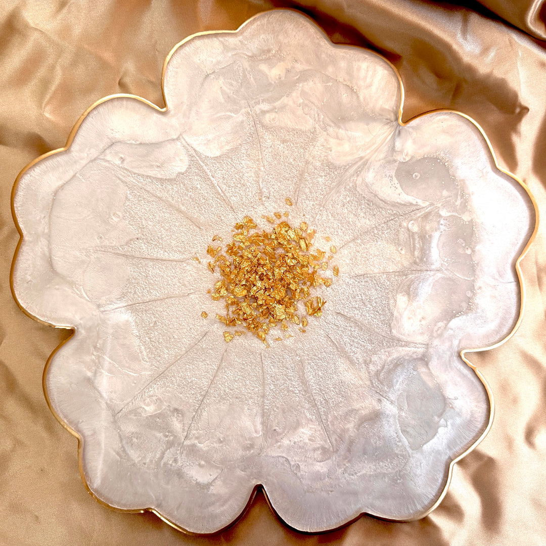 Flower Shape Tray with Coasters Set
